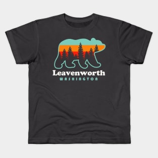 Leavenworth Washington Souvenir Retro Vintage Bear Kids T-Shirt